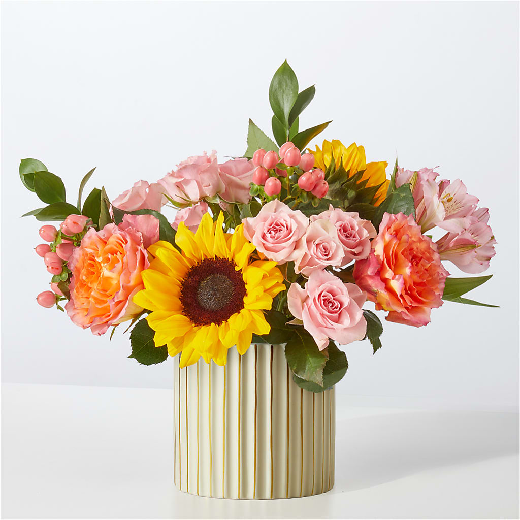 Sun's Out Bouquet – ANTOSZYK'S GARDEN CENTER & FLORIST SHOP, Butler PA