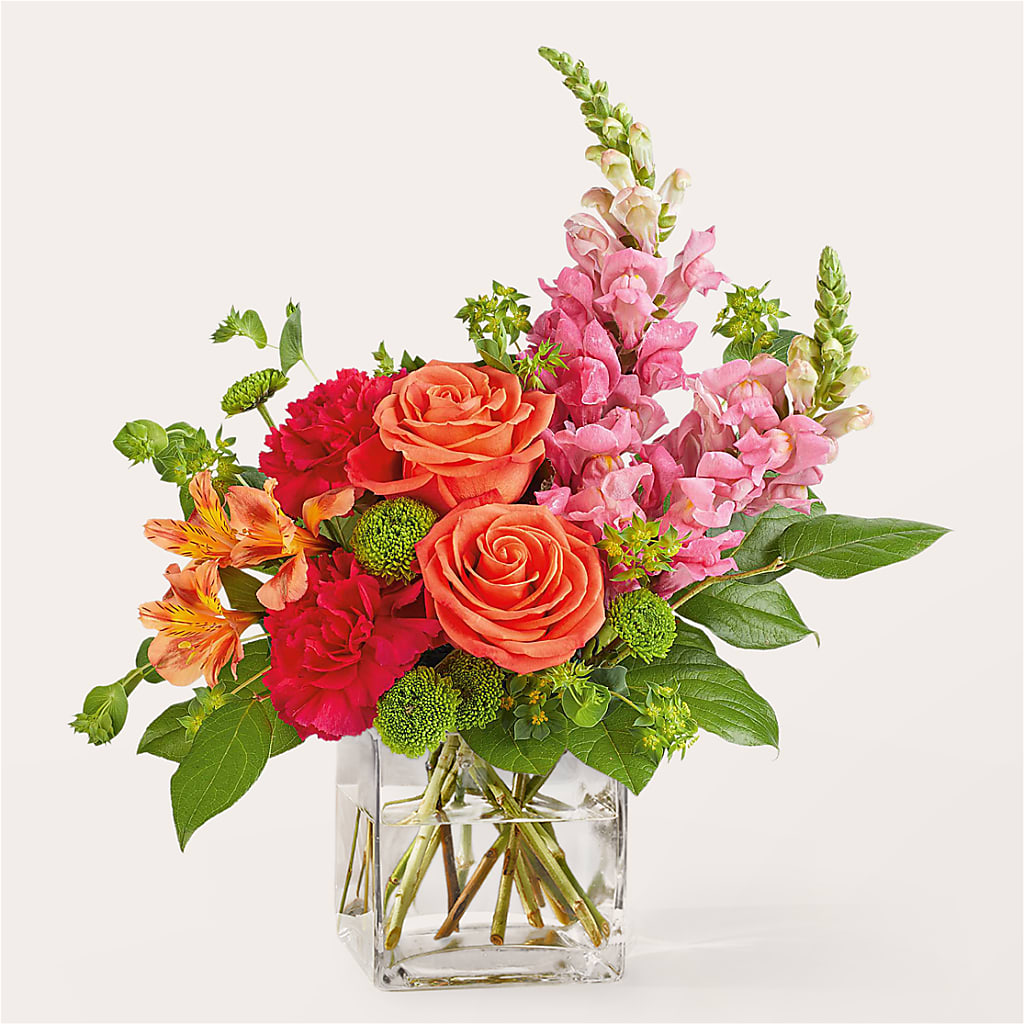 Cosmopolitan Bouquet – ANTOSZYK'S GARDEN CENTER & FLORIST SHOP, Butler PA