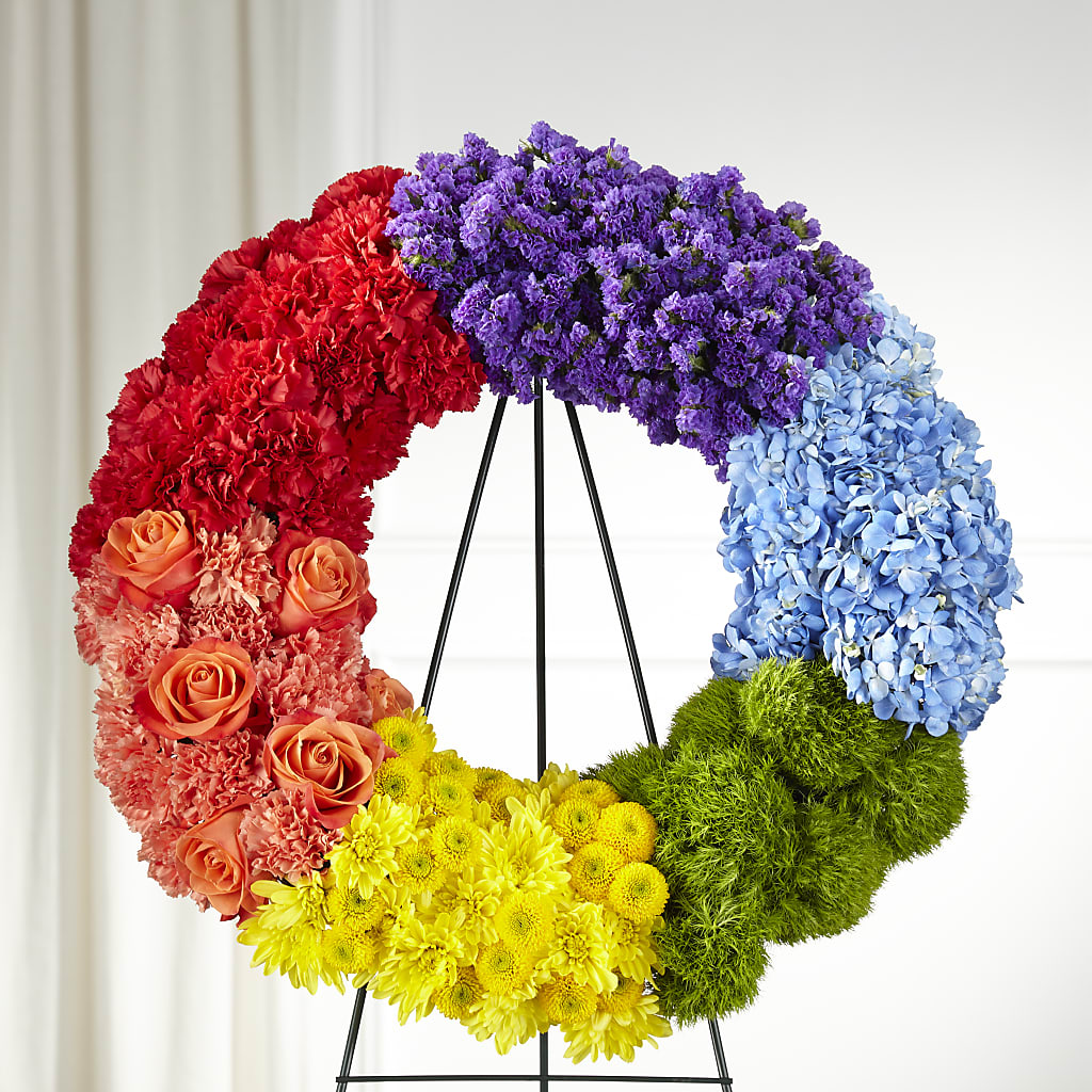Circle of Love Wreath – ANTOSZYK'S GARDEN CENTER & FLORIST SHOP, Butler PA