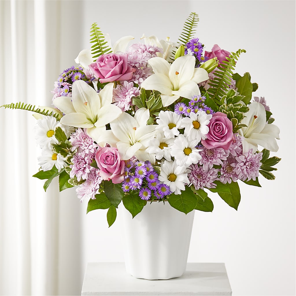 Warmest Thoughts Tabletop Basket – ANTOSZYK'S GARDEN CENTER & FLORIST SHOP, Butler PA