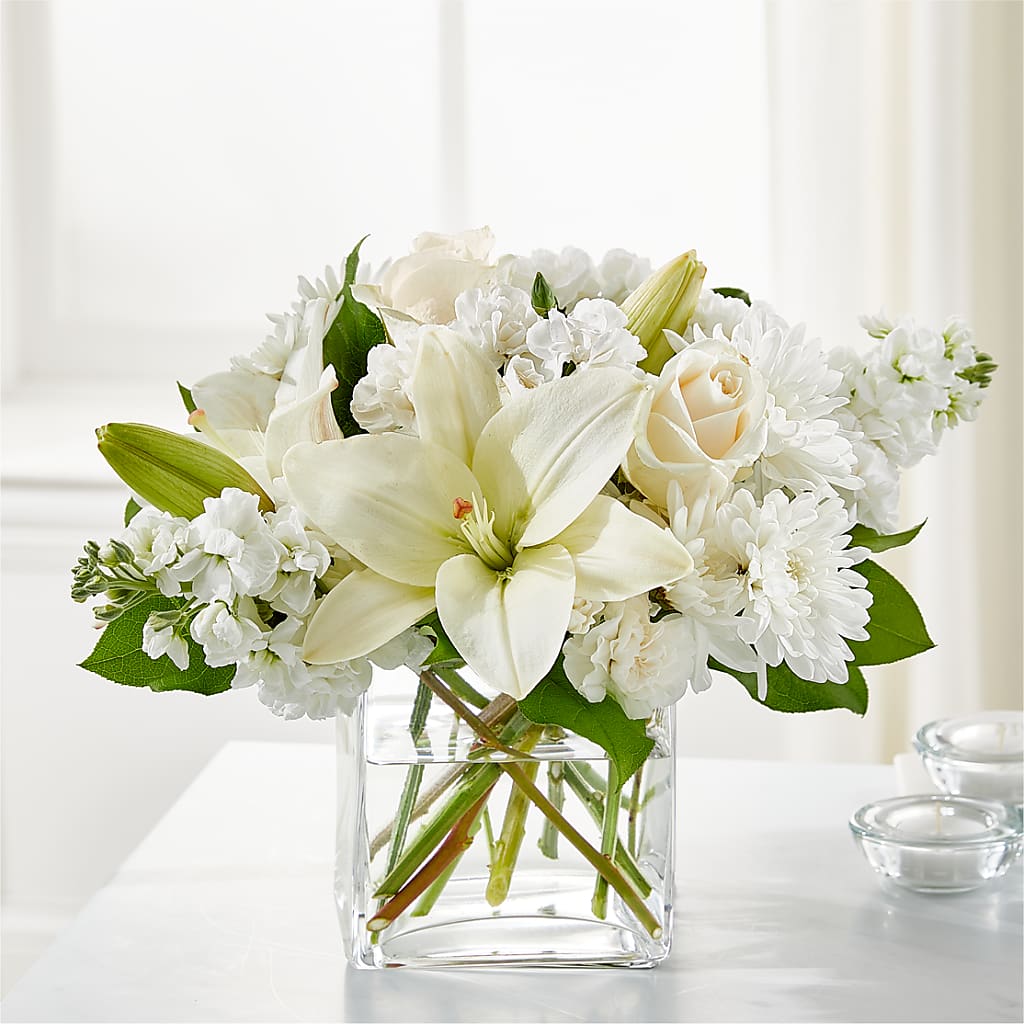 Gentle Breeze Bouquet – ANTOSZYK'S GARDEN CENTER & FLORIST SHOP, Butler PA