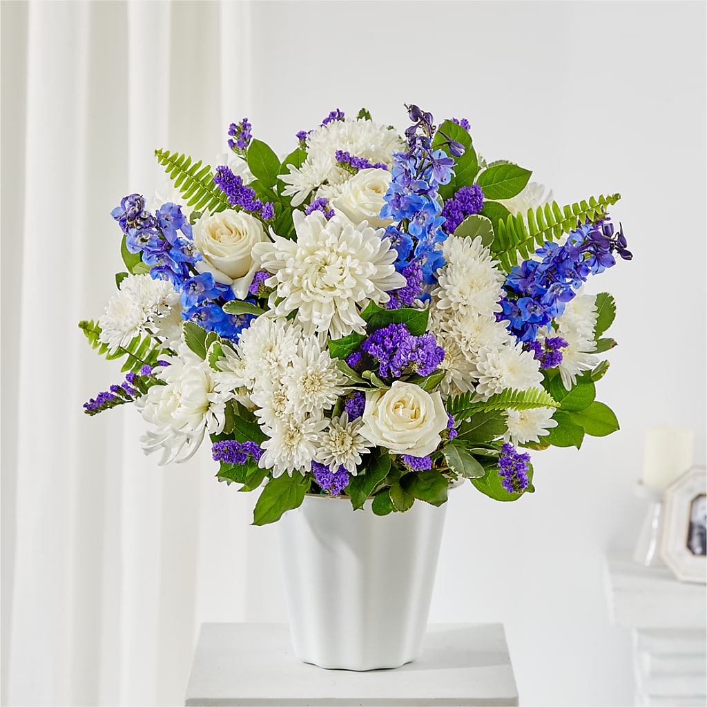 Hold Dear Tabletop Basket – ANTOSZYK'S GARDEN CENTER & FLORIST SHOP, Butler PA