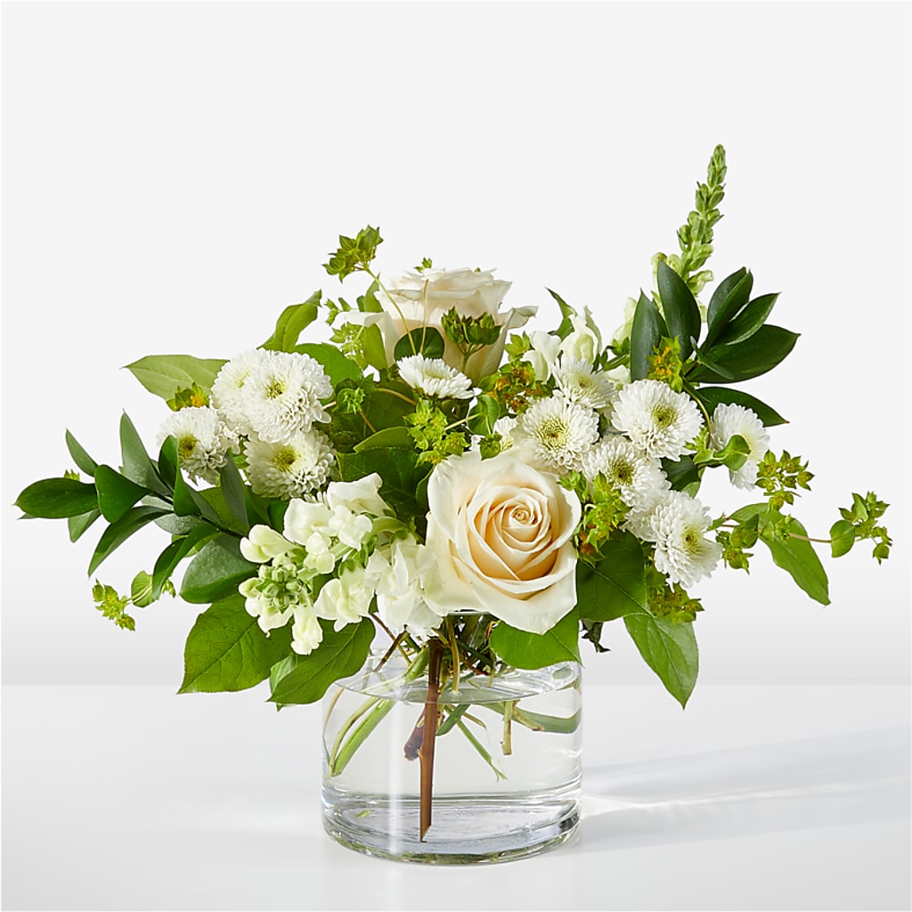 Hint of Vanilla Bouquet – ANTOSZYK'S GARDEN CENTER & FLORIST SHOP, Butler PA