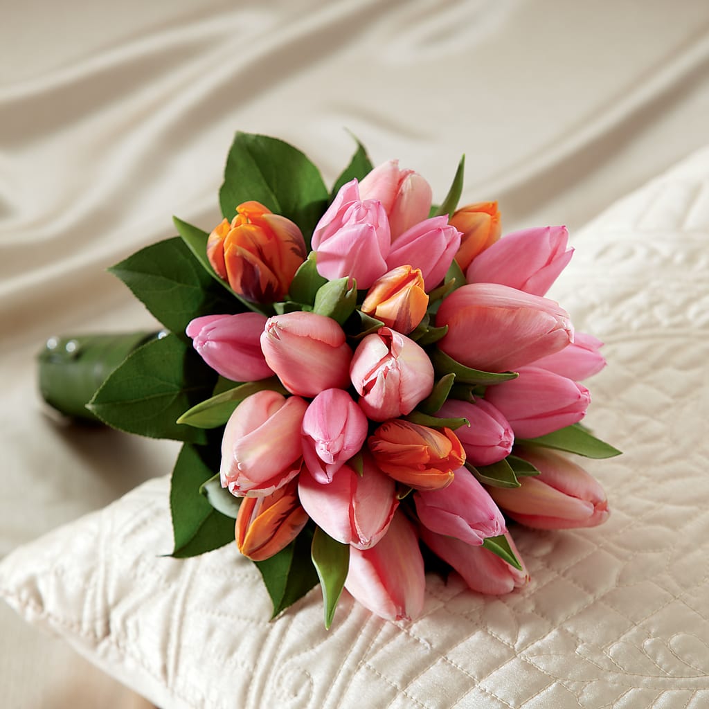 Embraceable Bouquet – ANTOSZYK'S GARDEN CENTER & FLORIST SHOP, Butler PA