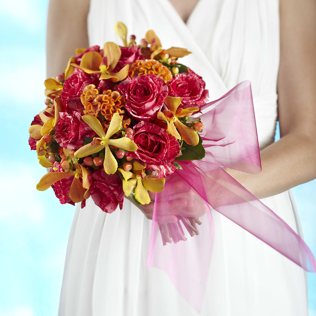 Brilliant Shades of Love Bouquet – ANTOSZYK'S GARDEN CENTER & FLORIST SHOP, Butler PA