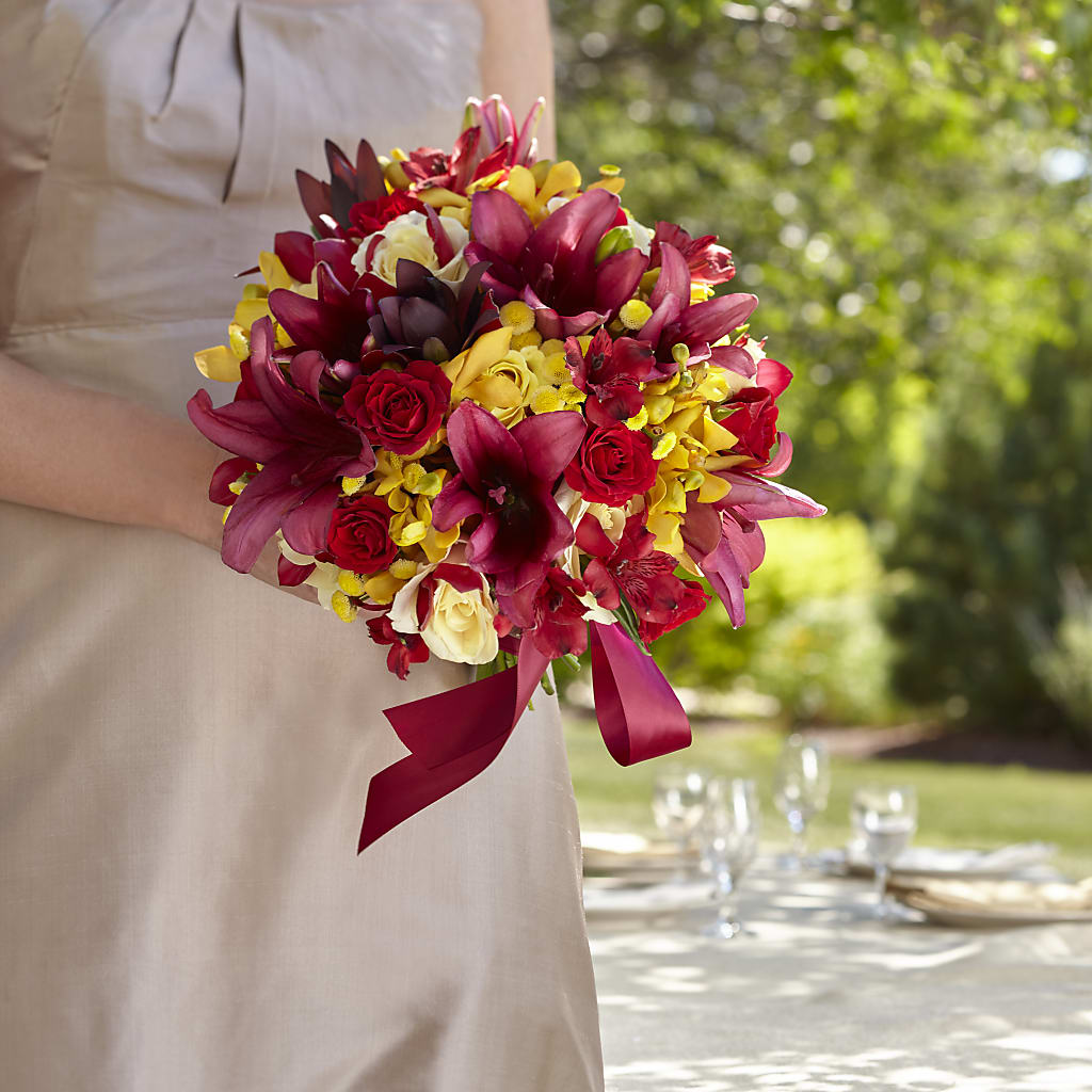 Sunningdale Bouquet – ANTOSZYK'S GARDEN CENTER & FLORIST SHOP, Butler PA