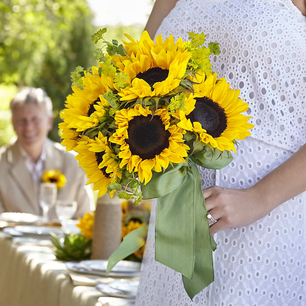 Free Spirit Bouquet – ANTOSZYK'S GARDEN CENTER & FLORIST SHOP, Butler PA