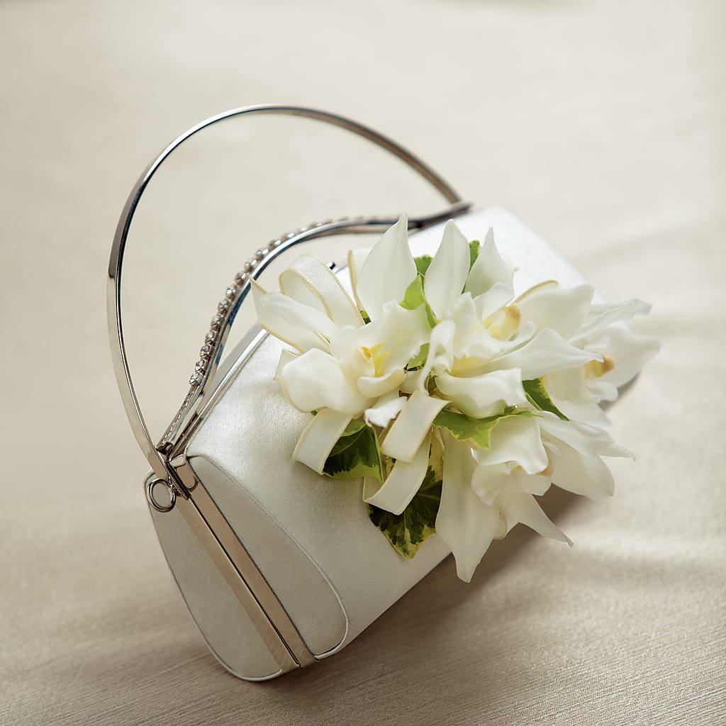 White Purse Decor – ANTOSZYK'S GARDEN CENTER & FLORIST SHOP, Butler PA
