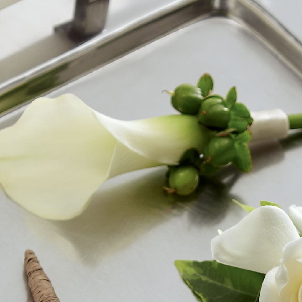 White Calla Boutonniere – ANTOSZYK'S GARDEN CENTER & FLORIST SHOP, Butler PA