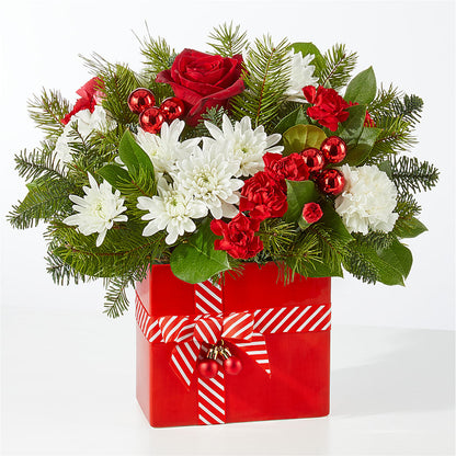 Presents Under the Tree Bouquet – ANTOSZYK'S GARDEN CENTER & FLORIST SHOP, Butler PA