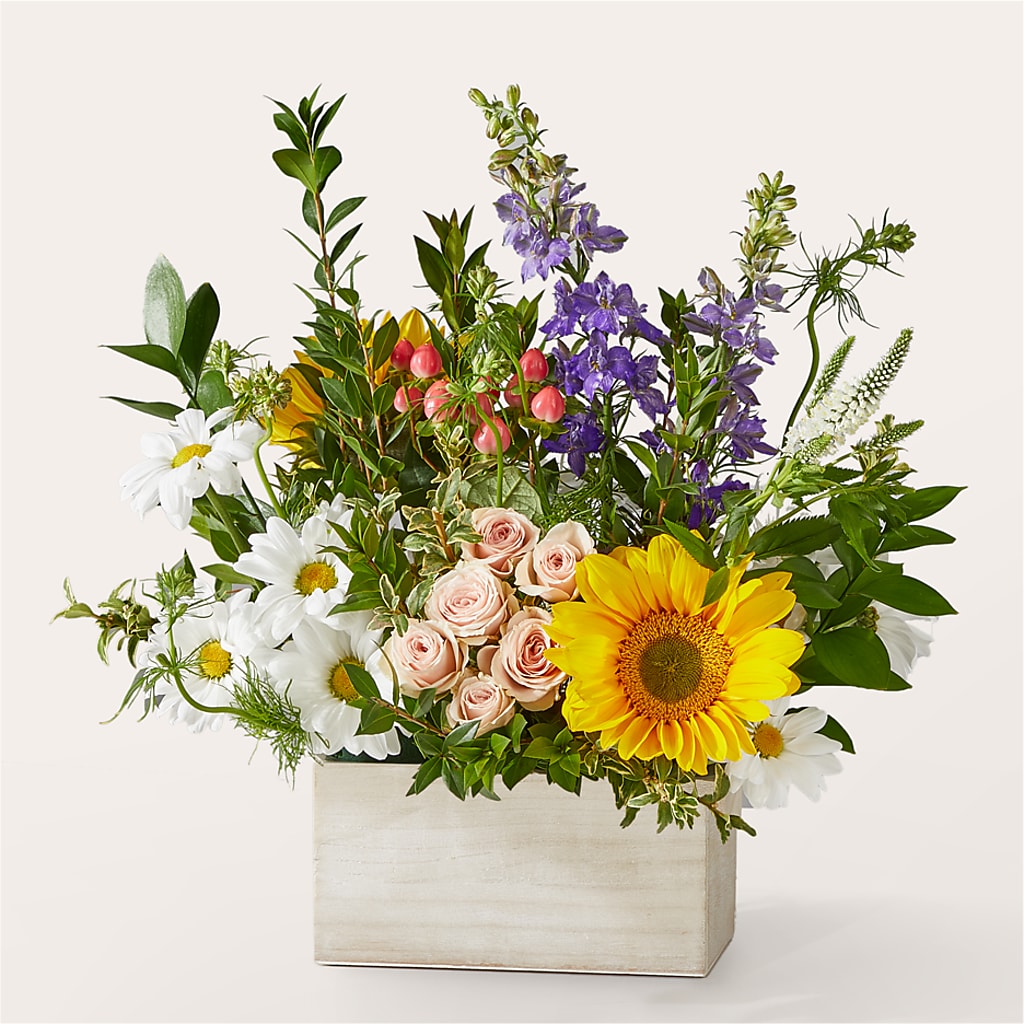The Good Life Bouquet – ANTOSZYK'S GARDEN CENTER & FLORIST SHOP, Butler PA