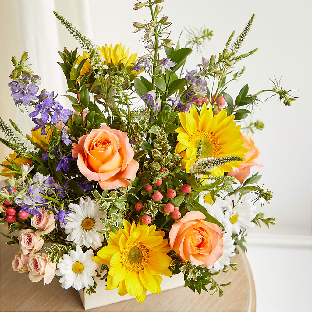 The Good Life Bouquet – ANTOSZYK'S GARDEN CENTER & FLORIST SHOP, Butler PA