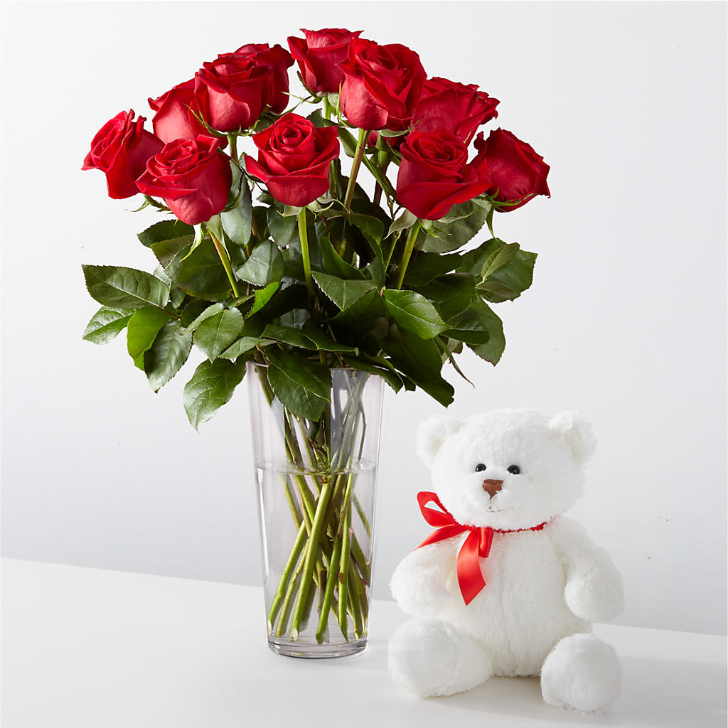 Romantic Long Stem Red Rose Bouquet Bundles – ANTOSZYK'S GARDEN CENTER & FLORIST SHOP, Butler PA