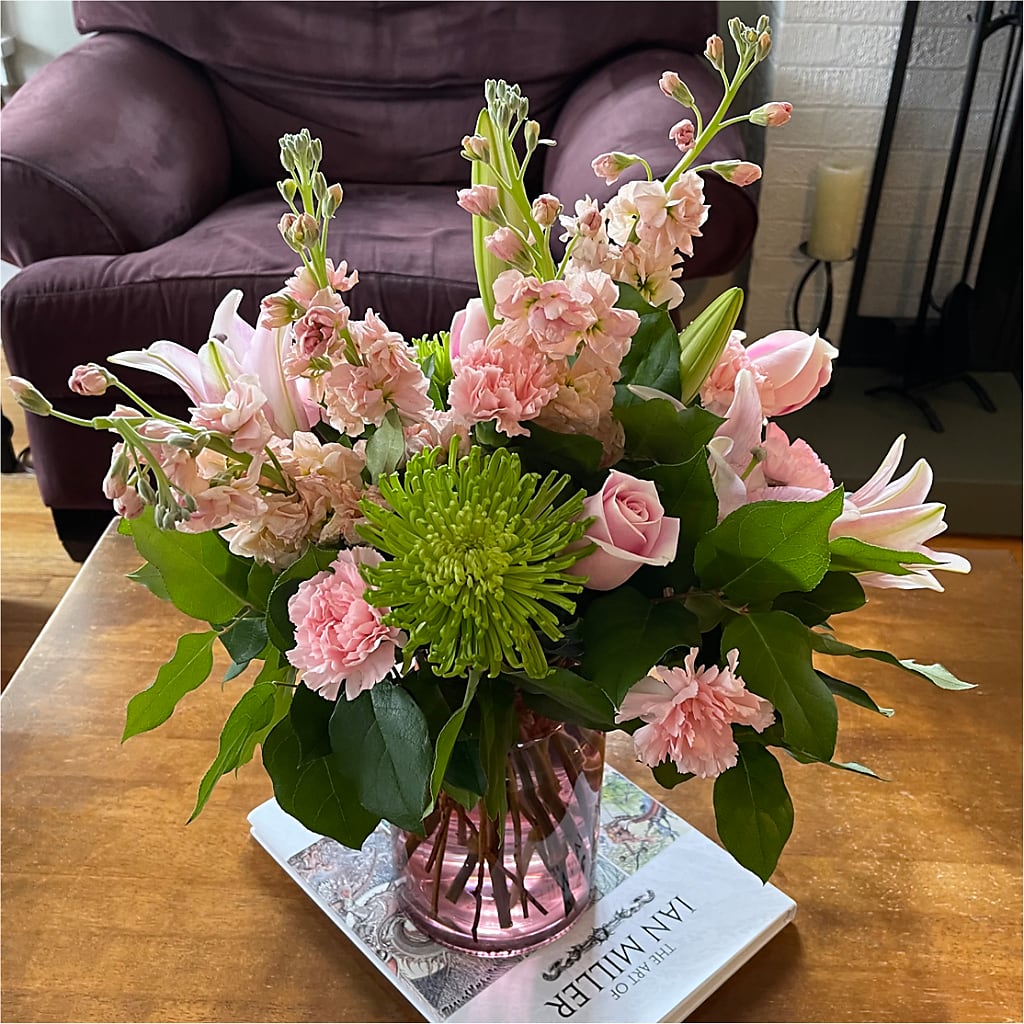 Pretty in Pink Bouquet – ANTOSZYK'S GARDEN CENTER & FLORIST SHOP, Butler PA
