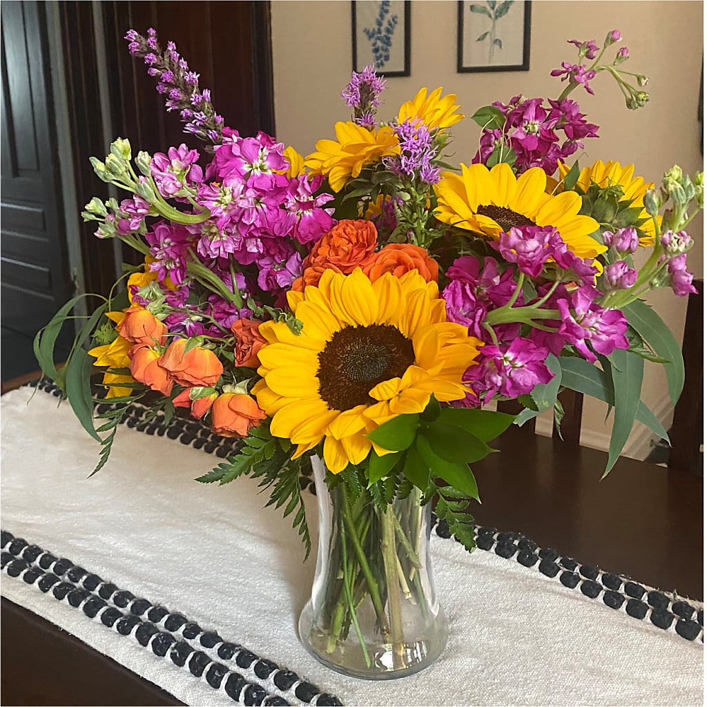 Rays of Life Bouquet – ANTOSZYK'S GARDEN CENTER & FLORIST SHOP, Butler PA
