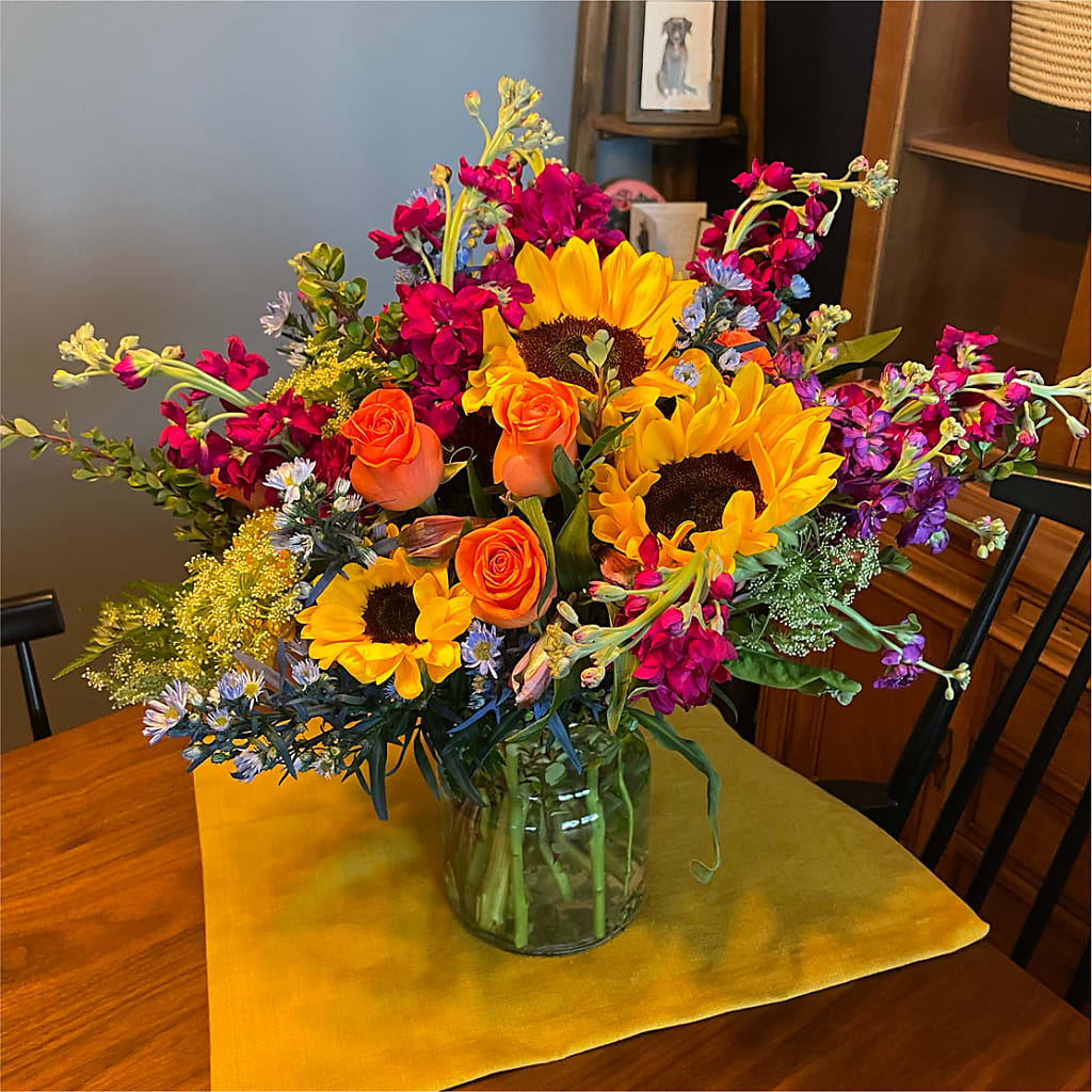 Rays of Life Bouquet – ANTOSZYK'S GARDEN CENTER & FLORIST SHOP, Butler PA