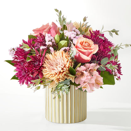 Berry Cobbler Bouquet with Ivory Vase – ANTOSZYK'S GARDEN CENTER & FLORIST SHOP, Butler PA