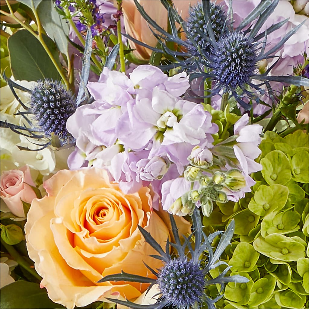 Porch Swing Bouquet – ANTOSZYK'S GARDEN CENTER & FLORIST SHOP, Butler PA