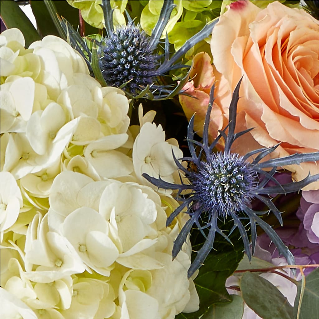 Porch Swing Bouquet – ANTOSZYK'S GARDEN CENTER & FLORIST SHOP, Butler PA