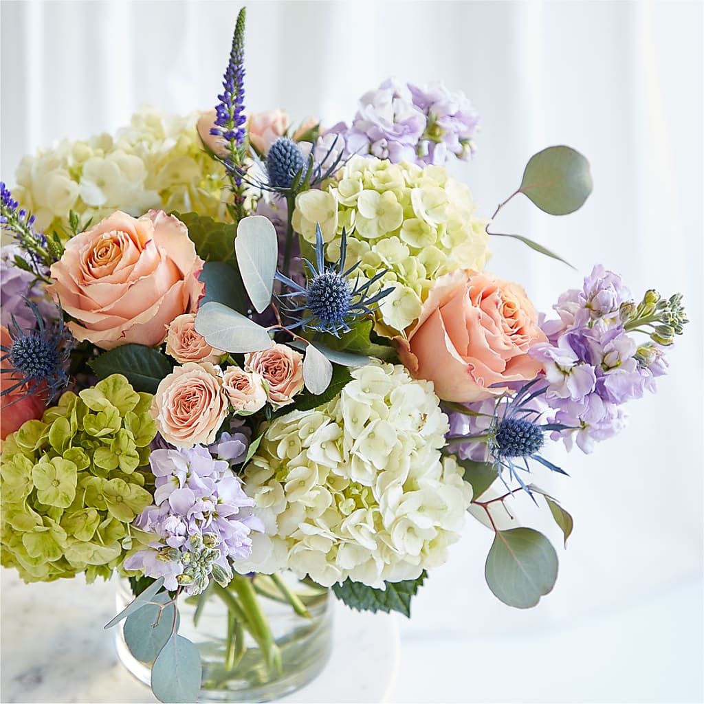 Porch Swing Bouquet – ANTOSZYK'S GARDEN CENTER & FLORIST SHOP, Butler PA