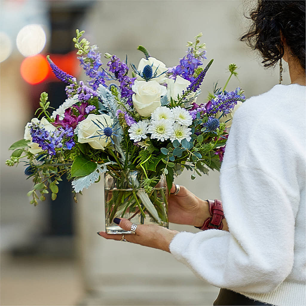Shooting Star Bouquet – ANTOSZYK'S GARDEN CENTER & FLORIST SHOP, Butler PA