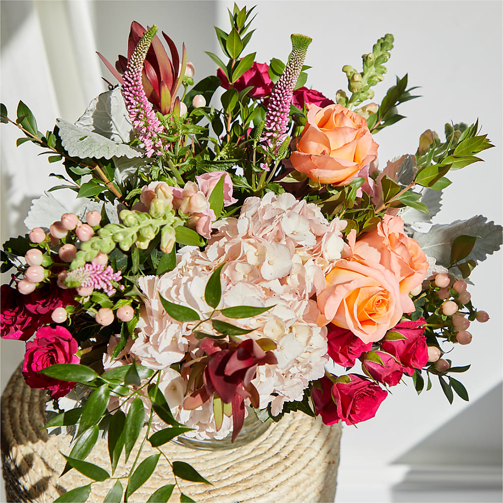 Glitz & Glam Bouquet – ANTOSZYK'S GARDEN CENTER & FLORIST SHOP, Butler PA