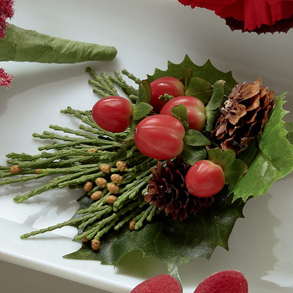 Red Berry Boutonniere – ANTOSZYK'S GARDEN CENTER & FLORIST SHOP, Butler PA